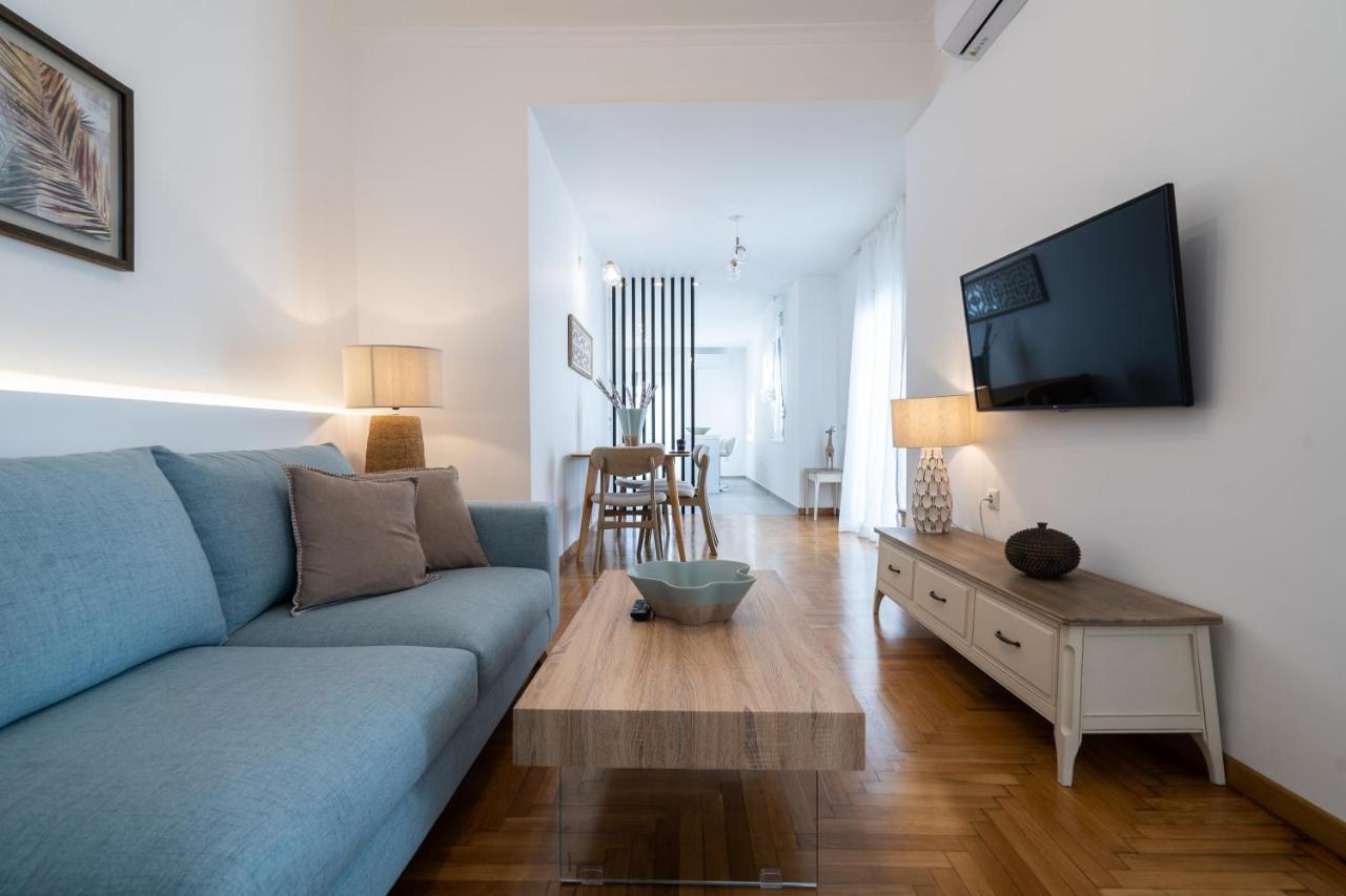 Athens Experience In Exarchia, Big Terrace Apartman Kültér fotó